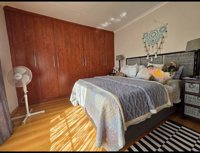 2 BEDROOM TOWNHOUSE FOR SALE IN NEW REDRUTH